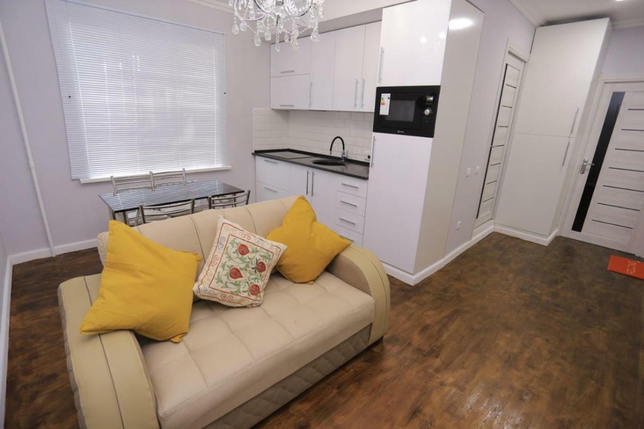 Luxury 2 Bedrooms Apartment Walking Distance From Gur-Emir Samarkand Esterno foto