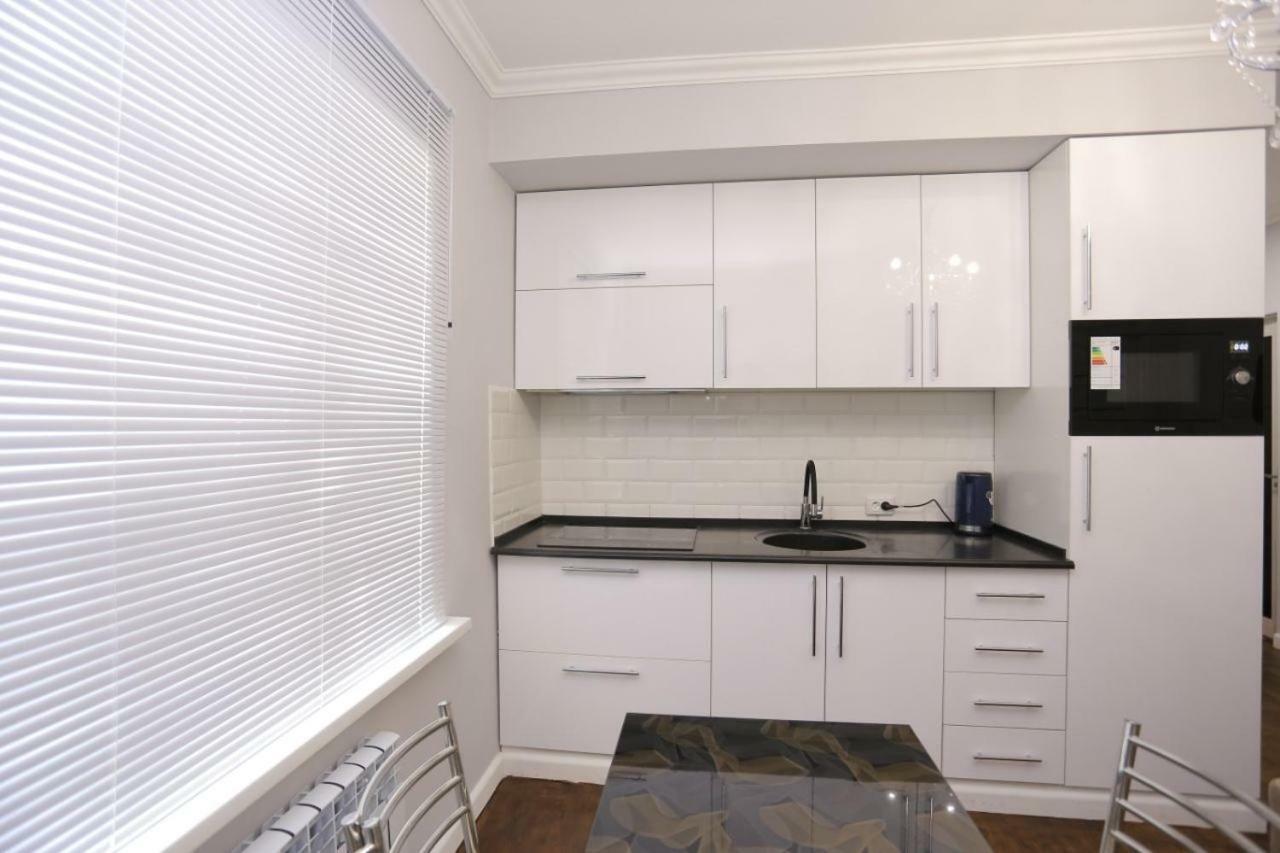 Luxury 2 Bedrooms Apartment Walking Distance From Gur-Emir Samarkand Esterno foto