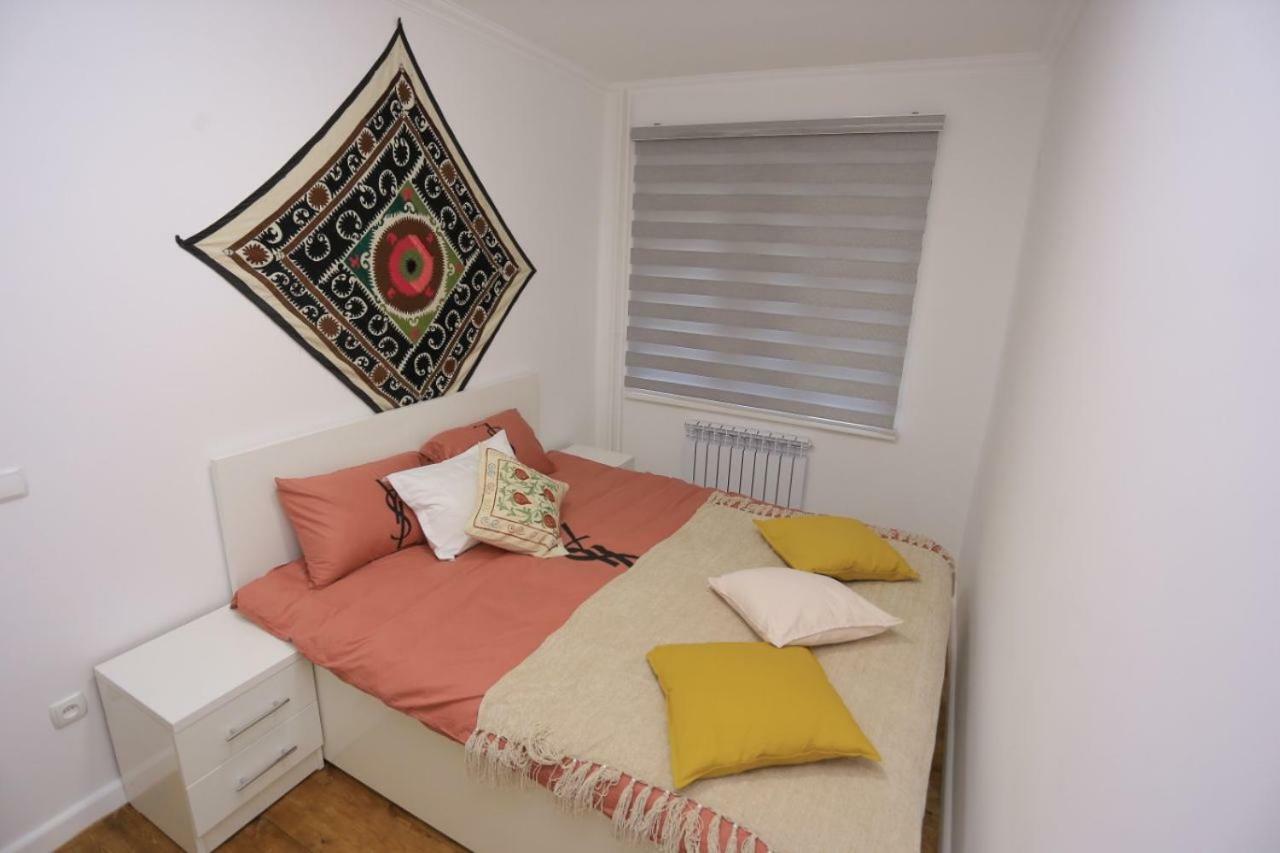 Luxury 2 Bedrooms Apartment Walking Distance From Gur-Emir Samarkand Esterno foto