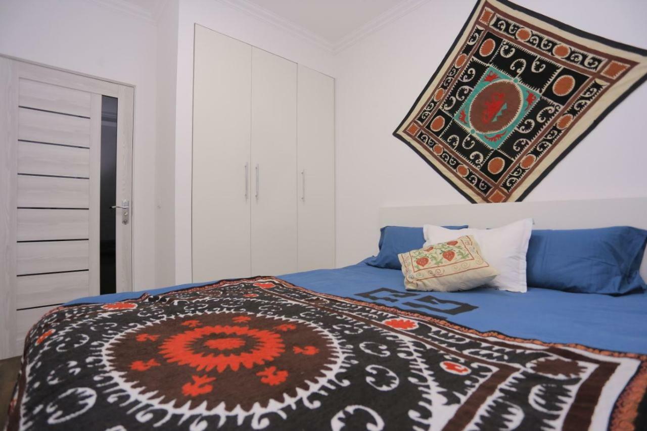 Luxury 2 Bedrooms Apartment Walking Distance From Gur-Emir Samarkand Esterno foto